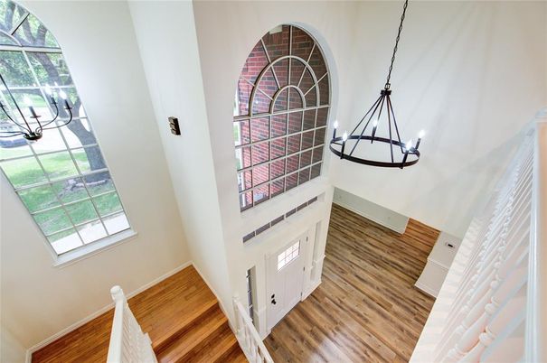 Interior, Pendant Lights, Wood Texture Flooring