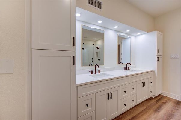 Bathroom, Dual Sink Vanities, Interior, Recessed Lighting, Wood Texture Flooring