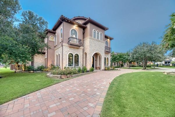 Backyard, Exterior, Facade, Brick Facade, Mediterranean