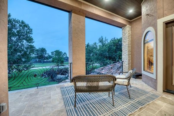 Exterior, Recessed Lighting