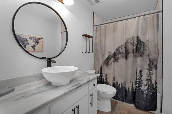 Bathroom, Interior