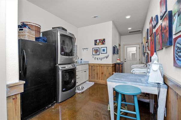 Interior, Recessed Lighting, Utility Closets, Washer