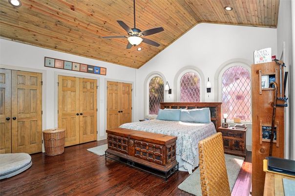 Bedroom, Interior, Recessed Lighting, Wooden Ceilings, Wood Texture Flooring