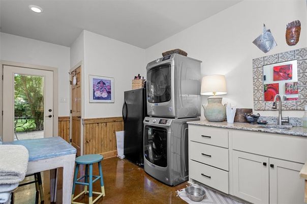 Interior, Recessed Lighting, Washer