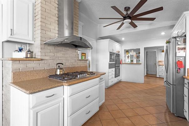 Interior, Kitchen, Recessed Lighting, Stone Walls