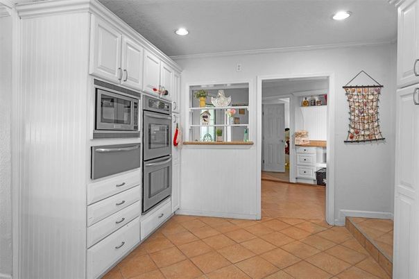 Interior, Kitchen, Recessed Lighting