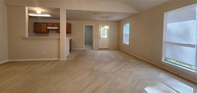 Empty room, Interior, Pendant Lights