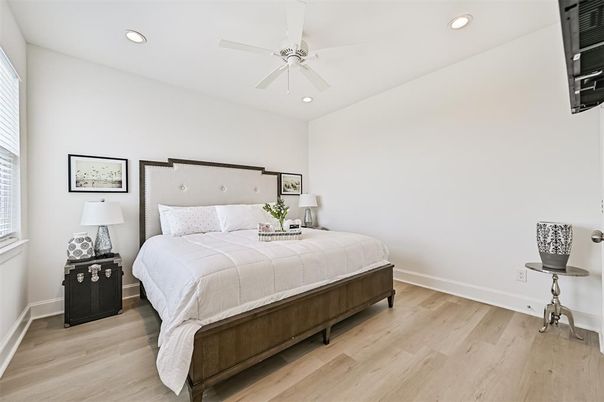 Bedroom, Interior, Recessed Lighting, Wood Texture Flooring