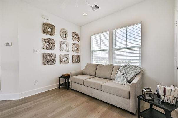 Interior, Recessed Lighting, Wood Texture Flooring