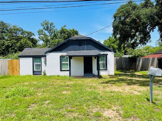 Backyard, Exterior, Facade, None