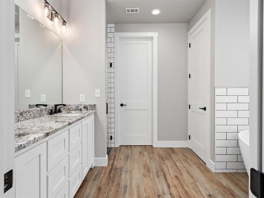 Bathroom, Interior, Recessed Lighting, Wood Texture Flooring