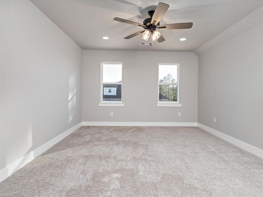 Empty room, Interior, Recessed Lighting