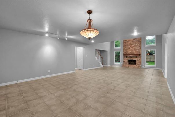 Empty room, Fireplace, Interior, Pendant Lights, Recessed Lighting