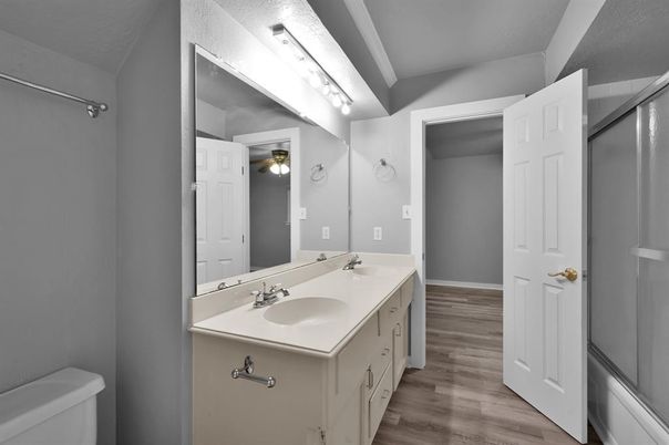 Bathroom, Dual Sink Vanities, Interior, Wood Texture Flooring