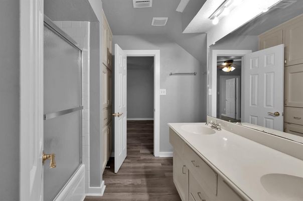 Bathroom, Dual Sink Vanities, Interior, Wood Texture Flooring