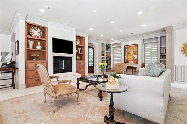 Fireplace, Interior, Living room, Recessed Lighting