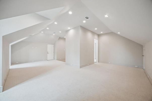 Empty room, Interior, Recessed Lighting