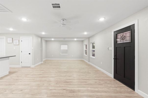 Empty room, Interior, Recessed Lighting, Wood Texture Flooring