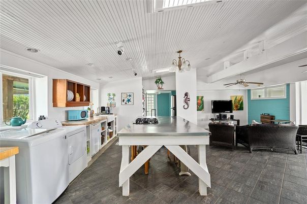 Interior, Recessed Lighting, Washer