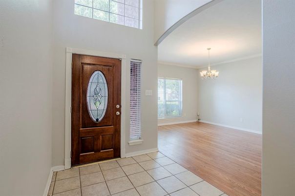 Chandelier, Interior, Wood Texture Flooring
