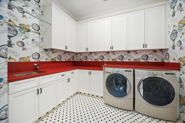 Interior, Washer