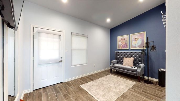 Interior, Recessed Lighting, Wood Texture Flooring