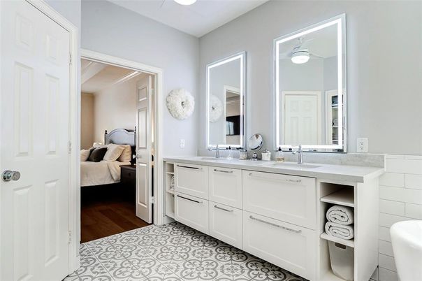 DE Listing image placeholder