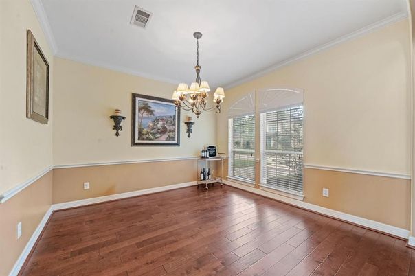 Chandelier, Empty room, Interior, Wood Texture Flooring