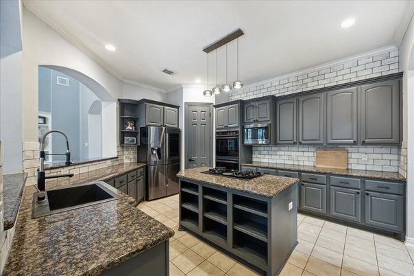 Interior, Kitchen, Pendant Lights, Recessed Lighting