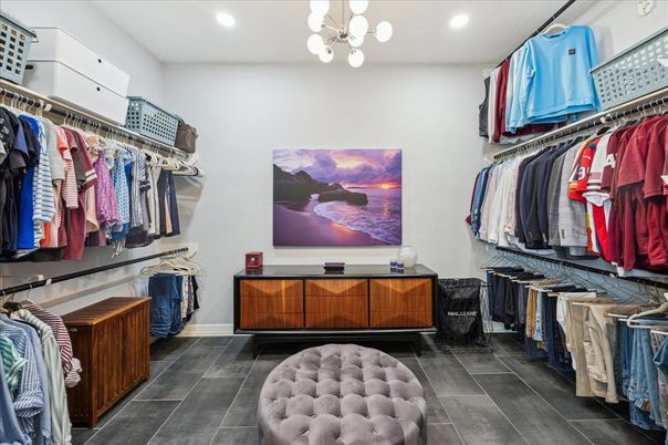 Interior, Pendant Lights, Recessed Lighting, Walk-in Closets