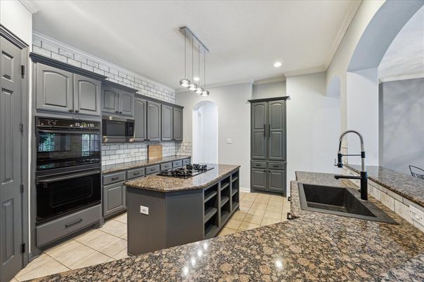 Interior, Kitchen, Pendant Lights, Recessed Lighting