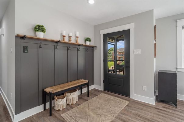 Interior, Recessed Lighting, Wood Texture Flooring