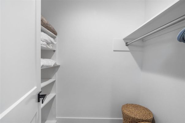 Interior, Walk-in Closets