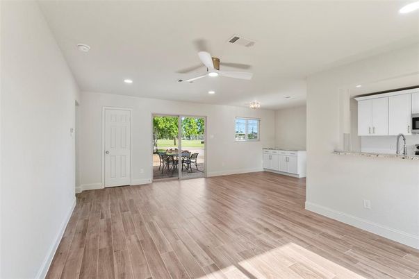 Dining room, Interior, Kitchen, Recessed Lighting, Wood Texture Flooring