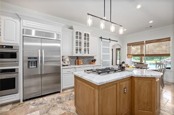 Interior, Kitchen, Pendant Lights, Recessed Lighting, Stainless Steel Appliances