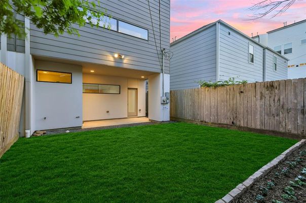 Backyard, Exterior