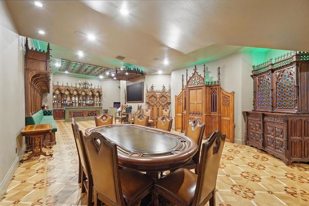 Dining room, Game Room, Interior, Recessed Lighting