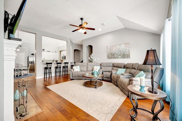 Interior, Kitchen, Living room, Recessed Lighting, Wood Texture Flooring