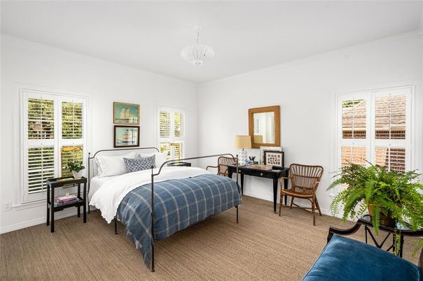 Bedroom, Chandelier, Home Office, Interior