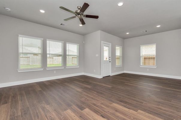 Empty room, Interior, Recessed Lighting, Wood Texture Flooring