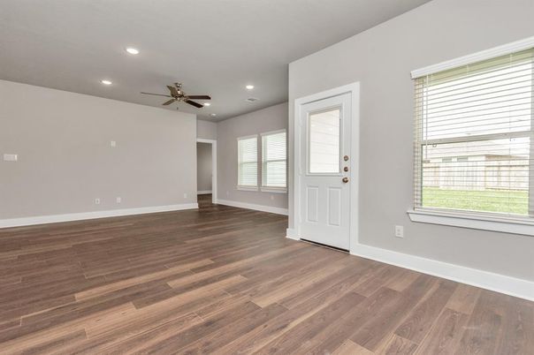 Empty room, Interior, Recessed Lighting, Wood Texture Flooring