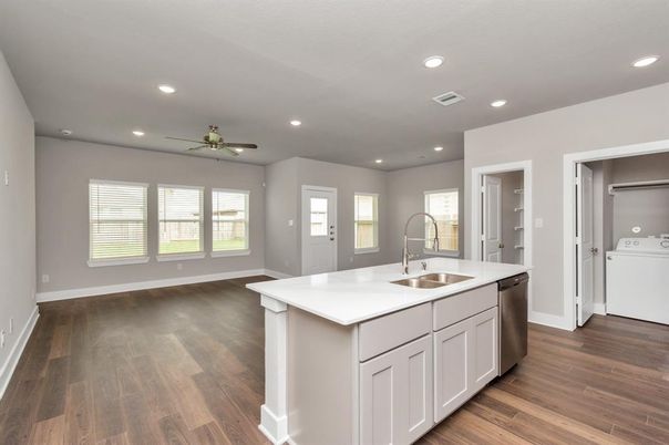 Interior, Kitchen, Recessed Lighting, Washer, Wood Texture Flooring