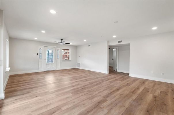 Empty room, Interior, Recessed Lighting, Wood Texture Flooring