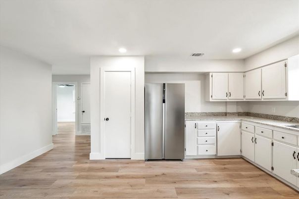Interior, Kitchen, Recessed Lighting, Wood Texture Flooring