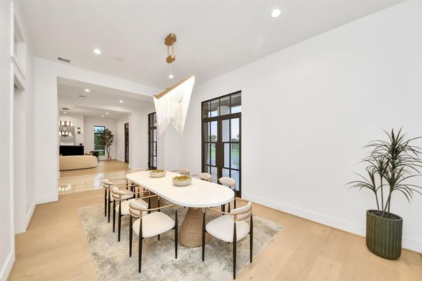 Chandelier, Dining room, Interior, Pendant Lights, Recessed Lighting, Wood Texture Flooring