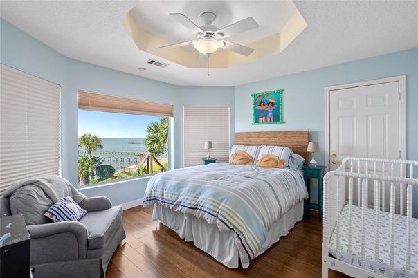 Bedroom, Interior, Water, Wood Texture Flooring