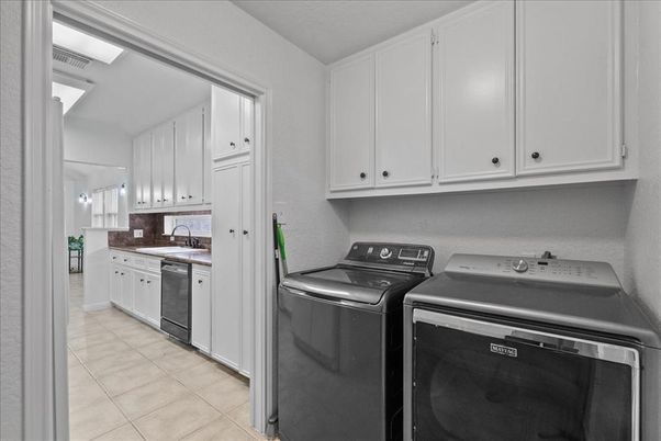 Interior, Washer