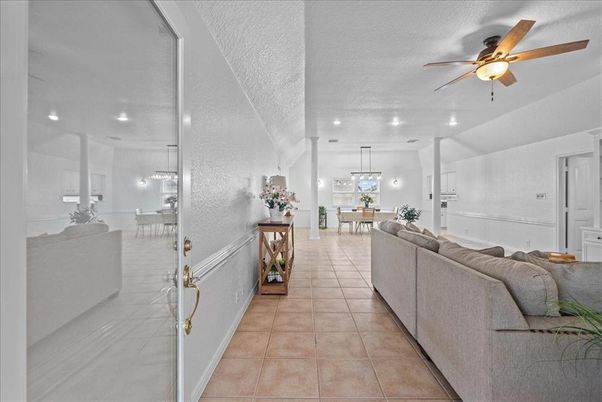 Dining room, Interior, Living room, Pendant Lights, Recessed Lighting