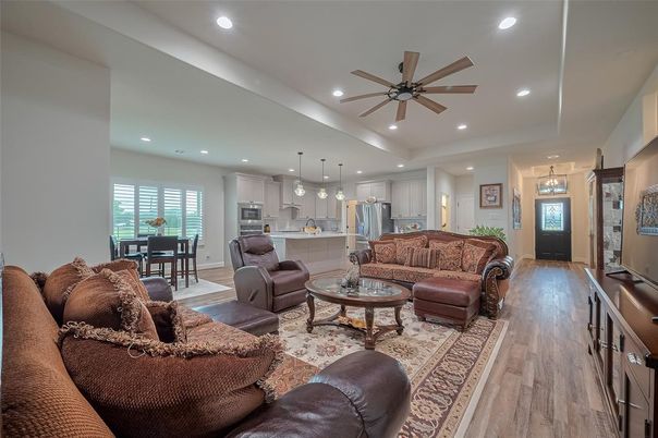 Dining room, Interior, Kitchen, Living room, Pendant Lights, Recessed Lighting, Stainless Steel Appliances, Wood Texture Flooring