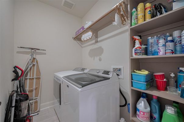 Interior, Washer